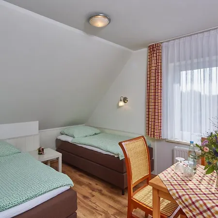 Penzion Heikes Fruehstueckspension 3*