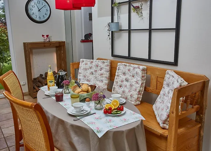 Heikes Fruehstueckspension בית הארחה 3*